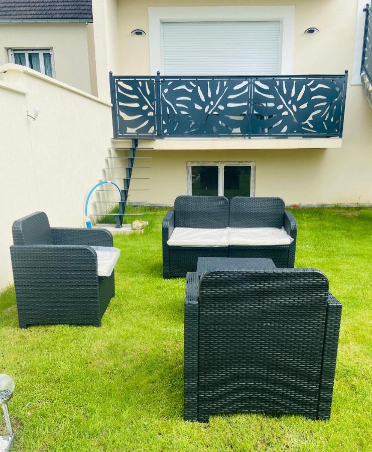 Grand T1 Moderne Jardin Pres De Cdg Apartment Le Thillay Exterior photo